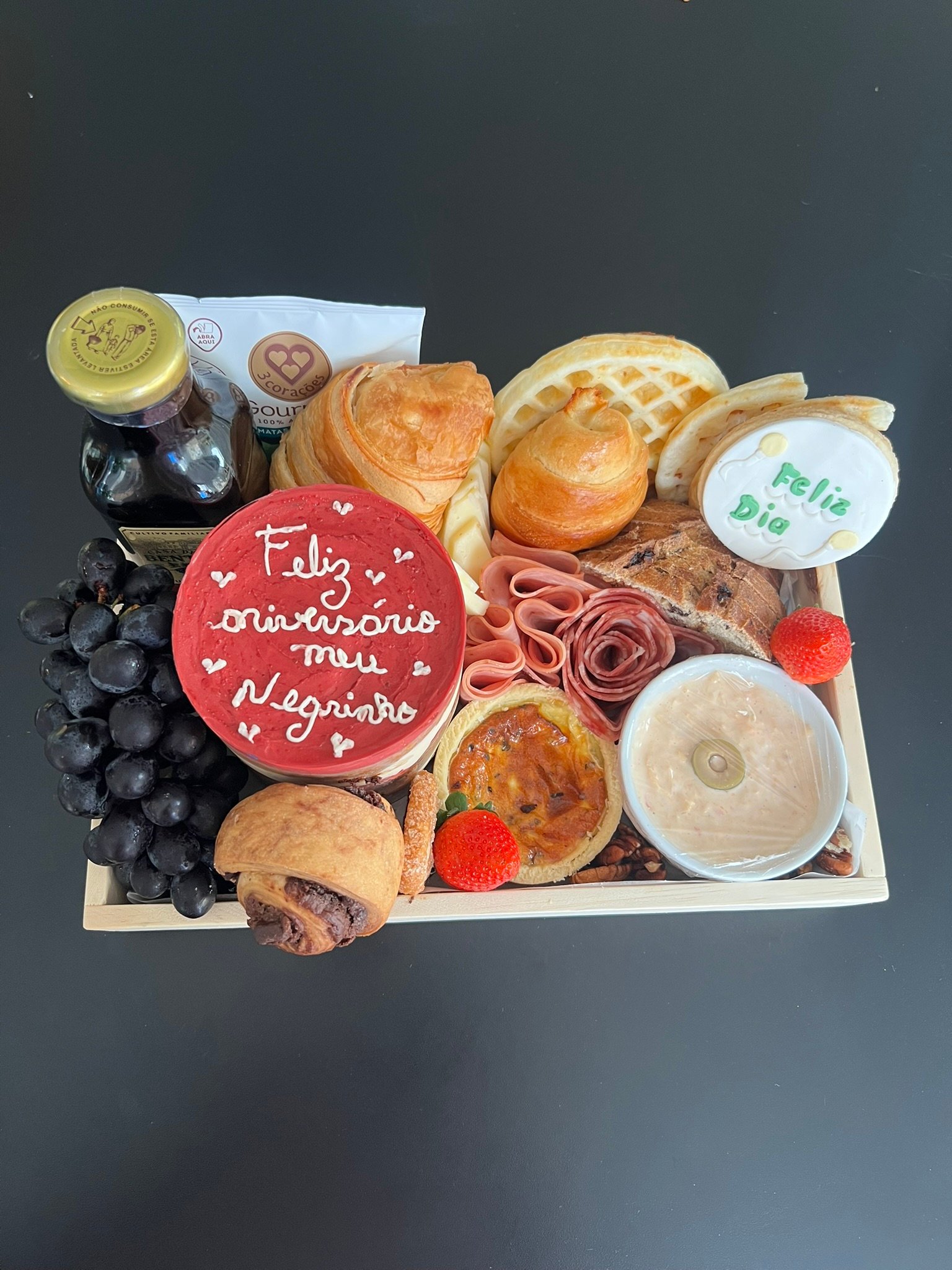 Cesta comemorativa DEMEL